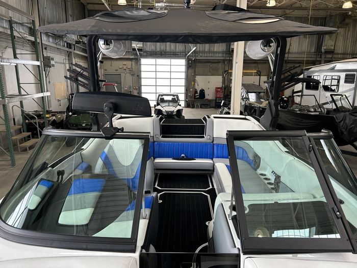 2025 MB Sports B21A ALPHA $299/week   Luxury Awaits, Embrace It! Photo 17 sur 22