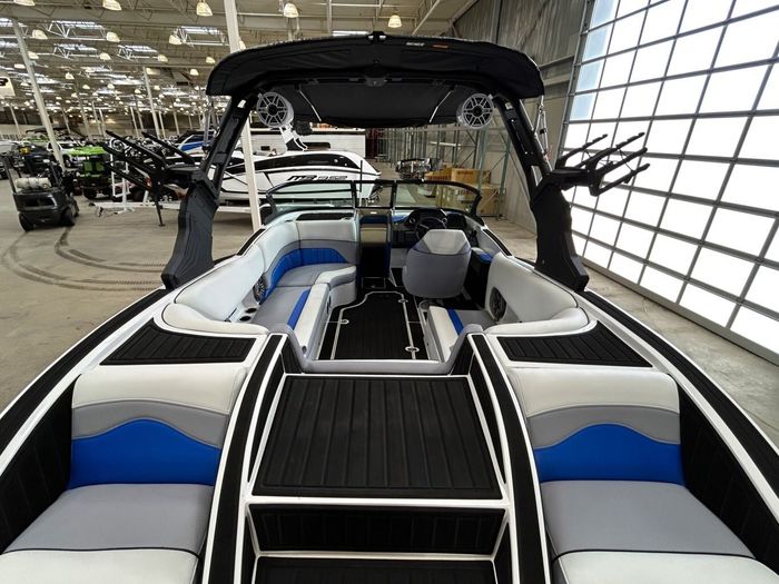 2025 MB Sports B21A ALPHA $299/week   Luxury Awaits, Embrace It! Photo 11 sur 22