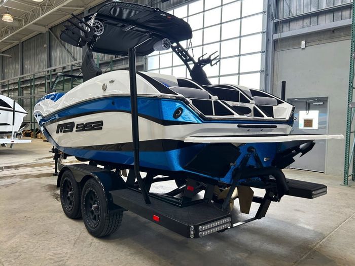 2025 MB Sports B21A ALPHA $299/week   Luxury Awaits, Embrace It! Photo 8 sur 22