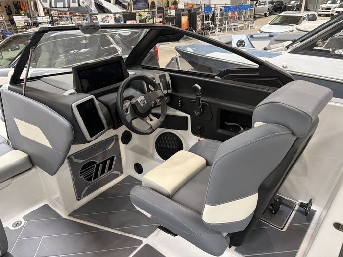 2024 Malibu Wake Research New in Stock!   Enjoy Ultimate Summe Photo 10 sur 20
