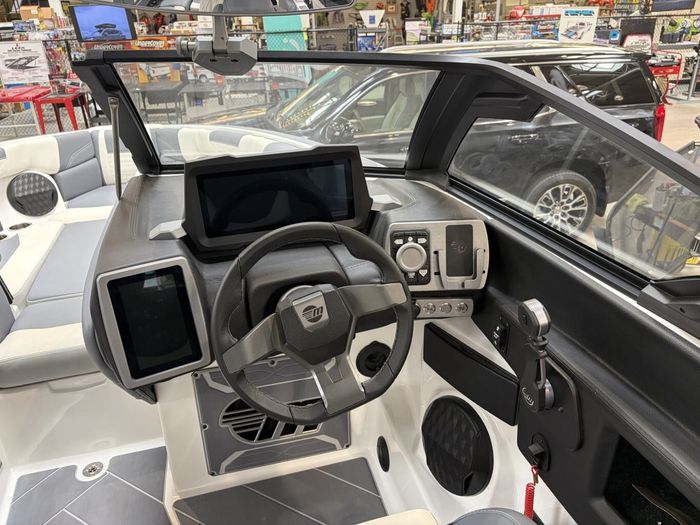 2024 Malibu Wake Research New in Stock!   Enjoy Ultimate Summe Photo 11 sur 20