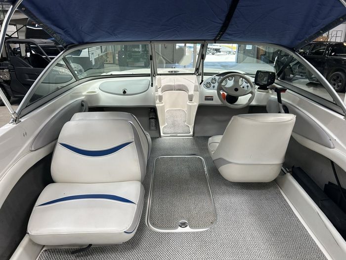 2006 Maxum 1800 MX $47/WEEK!   Max Performance. Max Freedom! Photo 13 sur 19