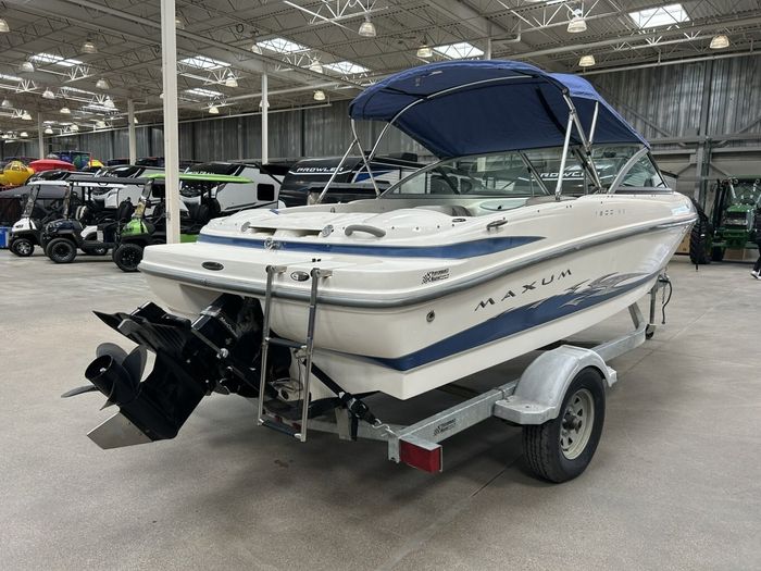 2006 Maxum 1800 MX $47/WEEK!   Max Performance. Max Freedom! Photo 5 sur 19