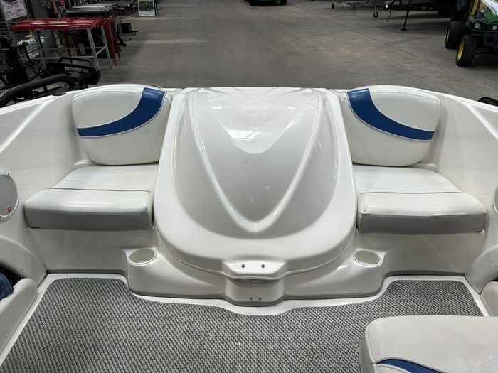 2006 Maxum 1800 MX $47/WEEK!   Max Performance. Max Freedom! Photo 18 sur 19