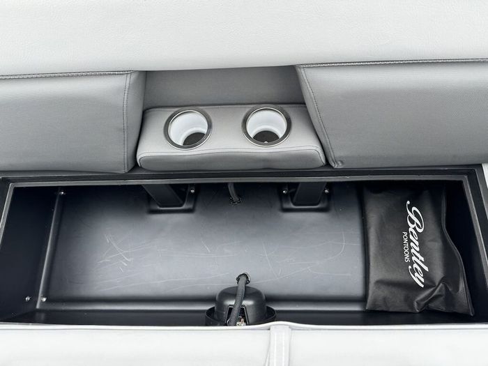 2024 Bentley Pontoon Elite 253 Admiral Photo 13 sur 14