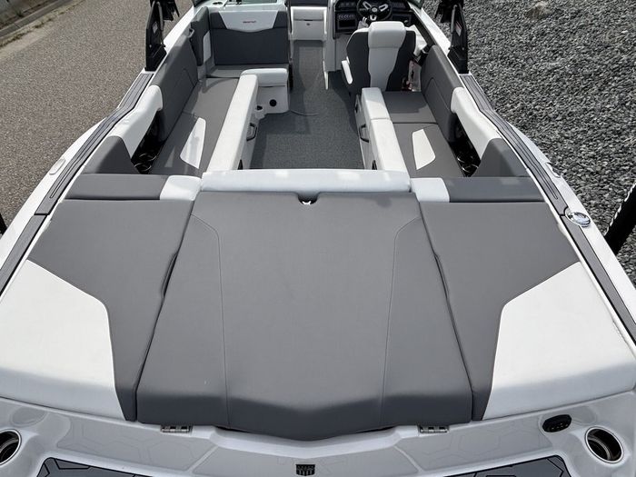 2024 MasterCraft NXT24 Photo 10 of 29