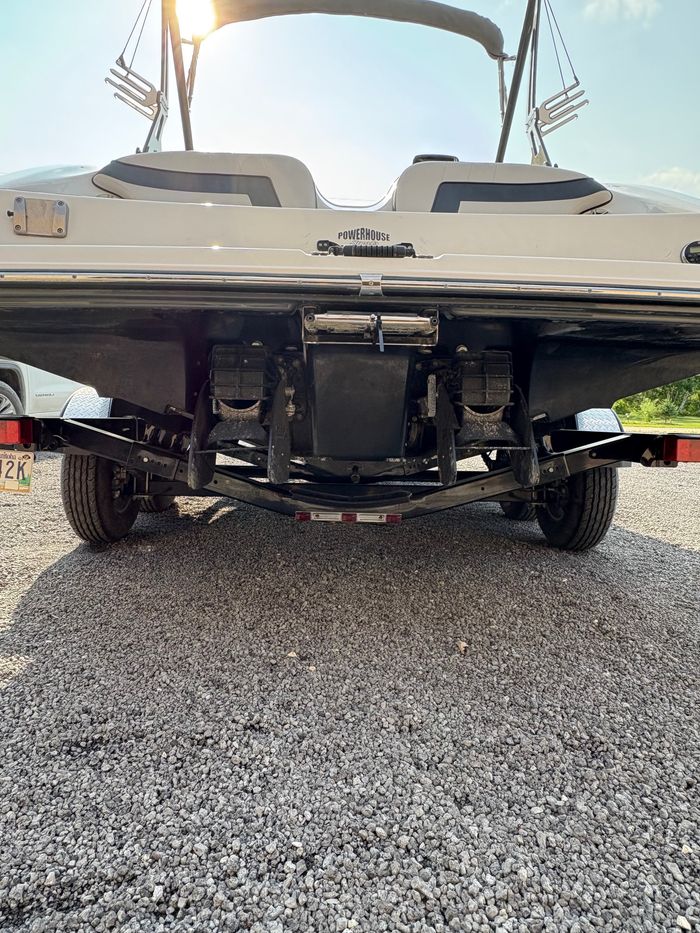 2014 Yamaha 212x Jet Boat Photo 16 of 17