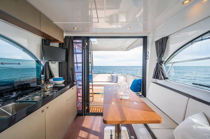 2026 Beneteau Antares 11 Photo 32 sur 41