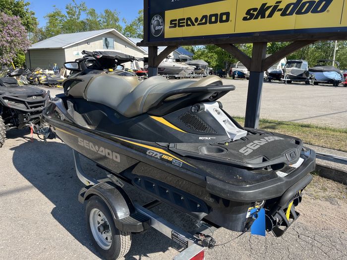 2017 Sea-Doo GTX S™ 155 Photo 5 of 9