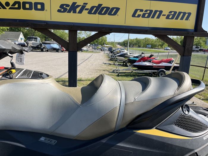2017 Sea-Doo GTX S™ 155 Photo 6 of 9
