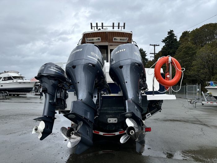 2019 Cutwater C-302 Coupe Photo 11 of 25