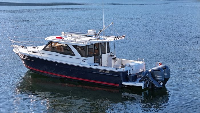 2019 Cutwater C-302 Coupe Photo 7 of 25