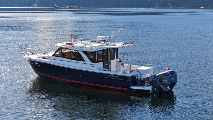 2019 Cutwater C-302 Coupe Photo 4 of 25