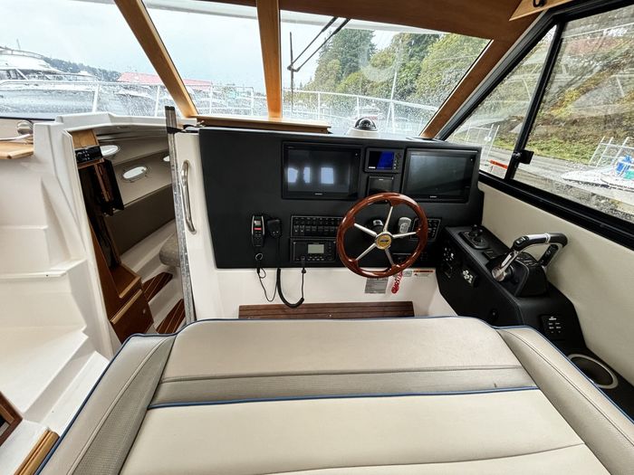 2019 Cutwater C-302 Coupe Photo 19 of 25