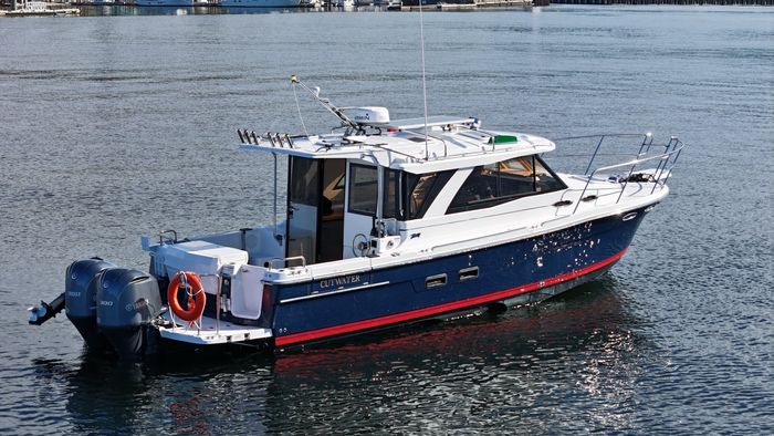 2019 Cutwater C-302 Coupe Photo 5 of 25