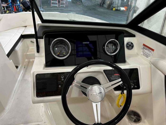 2020 Sea Ray SPX 190 Photo 5 of 17