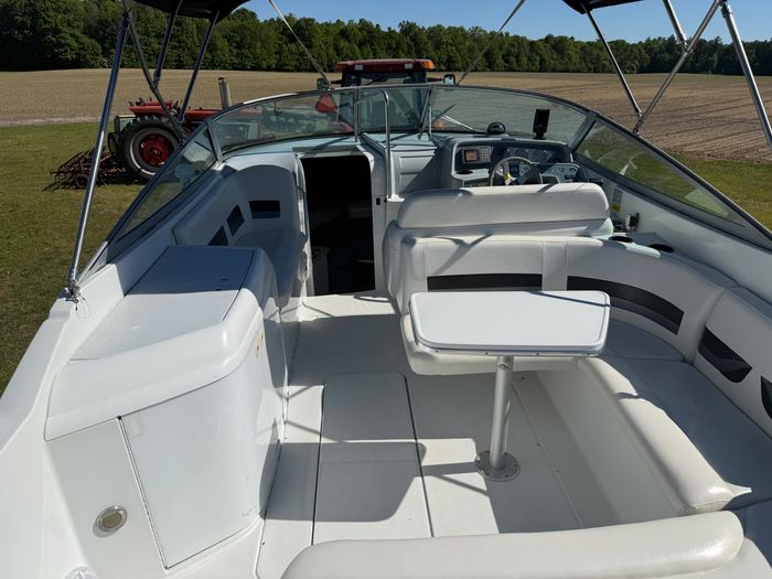 1996 Formula 280 Ss Photo 9 of 27