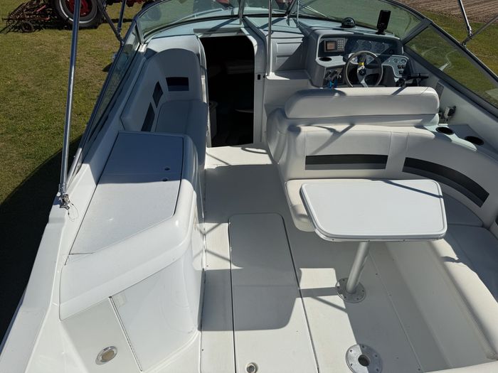 1996 Formula 280 Ss Photo 11 of 27