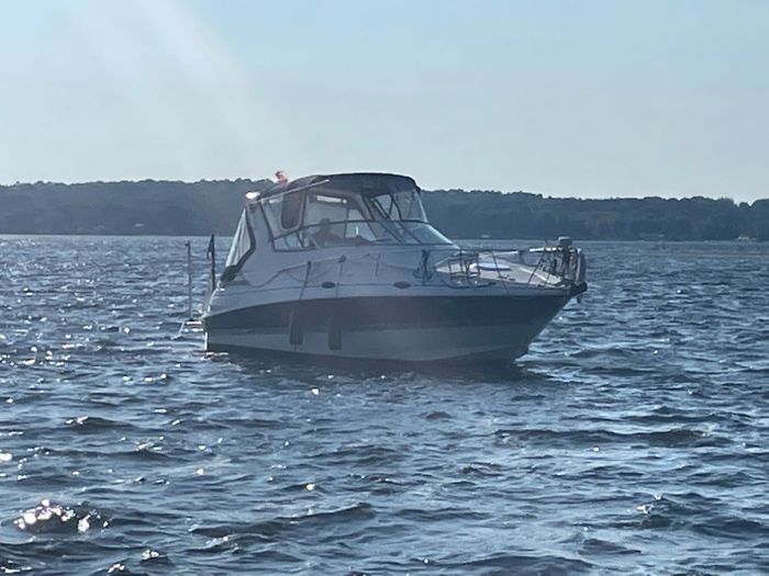 2006 Cruisers Yachts 2860 Cxi Photo 2 of 12