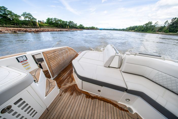 2023 Sea Ray SLX 400 Photo 17 of 53