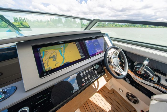 2023 Sea Ray SLX 400 Photo 27 of 53