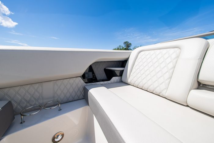2023 Sea Ray SLX 400 Photo 39 of 53