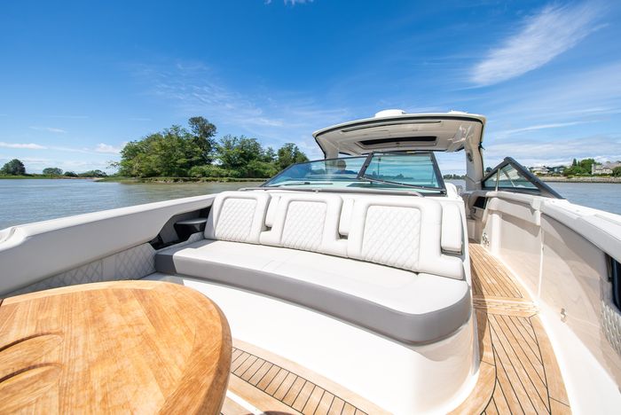 2023 Sea Ray SLX 400 Photo 41 of 53