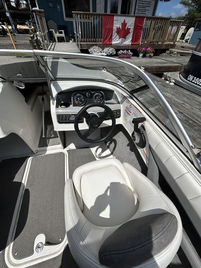 2014 Bayliner 185 Photo 4 of 7