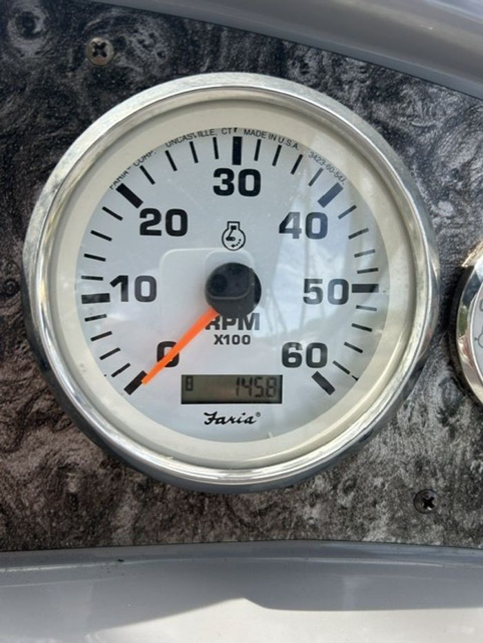 2011 Stingray 250 cs Photo 21 sur 22