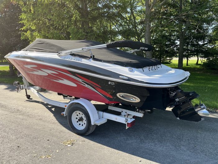 2013 Four Winns ***SOLD***   H200SS Photo 3 of 21