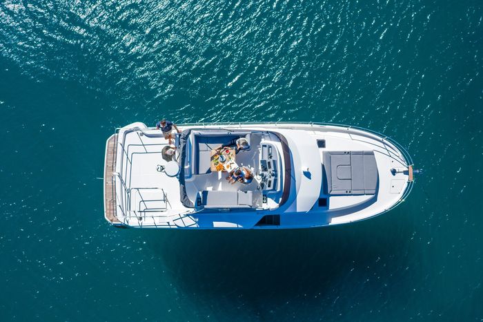 2027 Beneteau Swift Trawler 41 Fly Photo 5 of 42