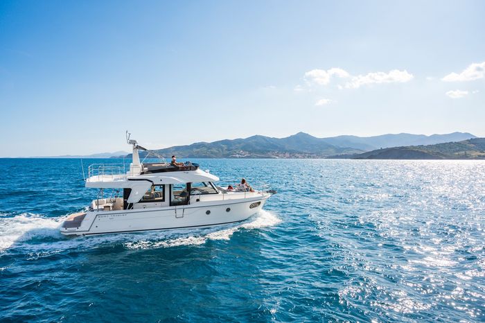 2027 Beneteau Swift Trawler 41 Fly Photo 13 of 42