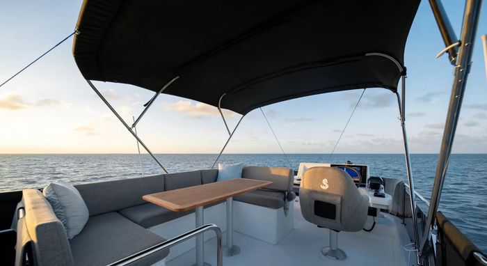 2027 Beneteau Swift Trawler 37 Fly Photo 14 of 15