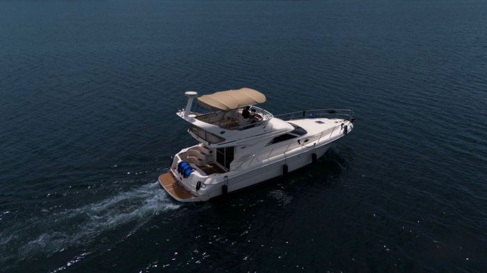 2001 Sea Ray 400 Sedan Bridge Photo 2 sur 17