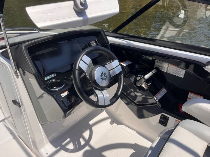 2019 Yamaha 242 XE Photo 6 sur 28