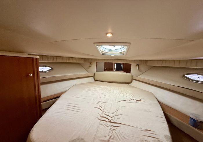 2005 Meridian 381 Photo 37 of 47