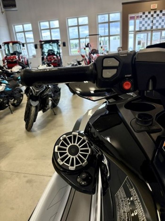 2026 Kawasaki STX 160 LX | $139 BW! | Unlimited Fun. Photo 13 of 14