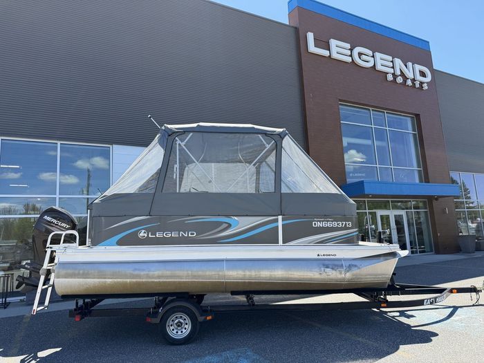2019 Legend Splash + Flex Photo 2 of 20