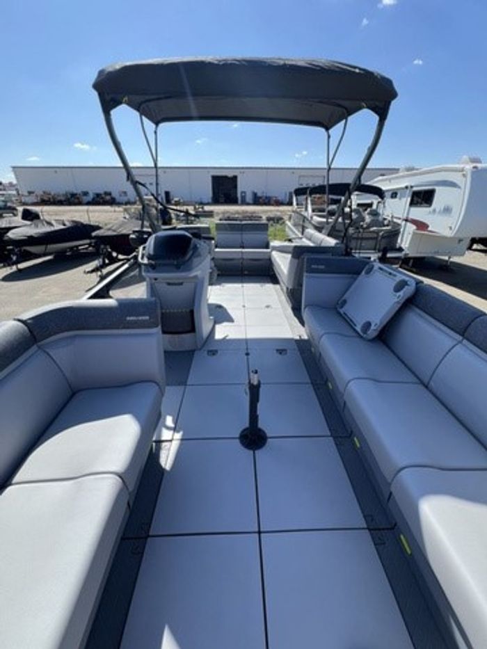2025 Sea-Doo Switch Cruise 21 - 230 | Adrenaline Kicking | $186 Photo 9 of 22
