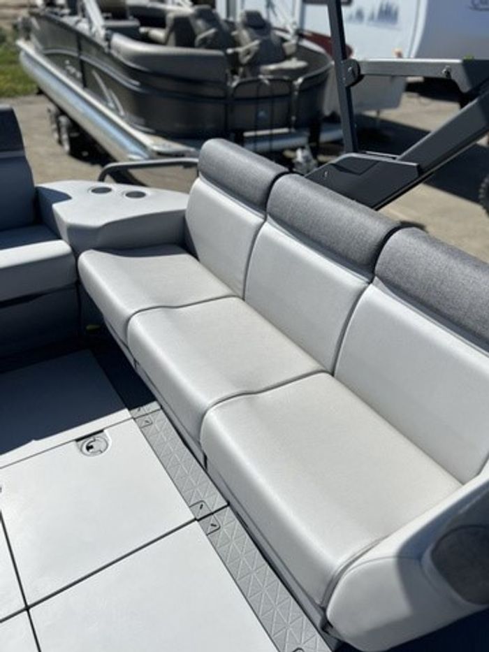 2025 Sea-Doo Switch Cruise 21 - 230 | Adrenaline Kicking | $186 Photo 13 of 22