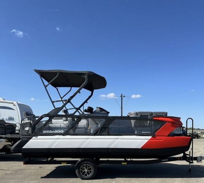 2025 Sea-Doo Switch Cruise 21 - 230 | Adrenaline Kicking | $186 Photo 2 of 22