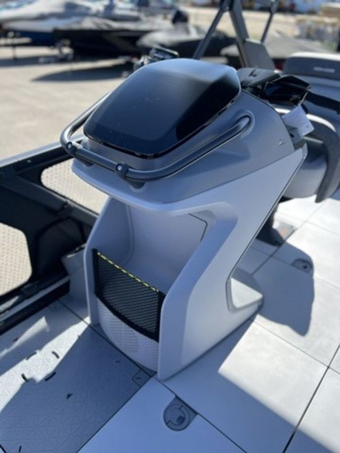 2025 Sea-Doo Switch Cruise 21 - 230 | Adrenaline Kicking | $186 Photo 19 of 22