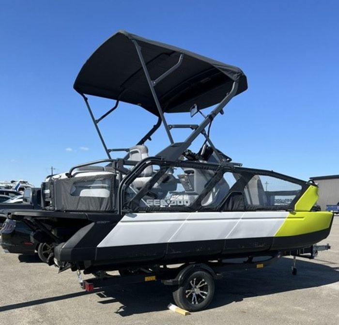 2025 Sea-Doo Switch Sport 18 - 230 HP | Full Of Excitement & Co Photo 5 of 22