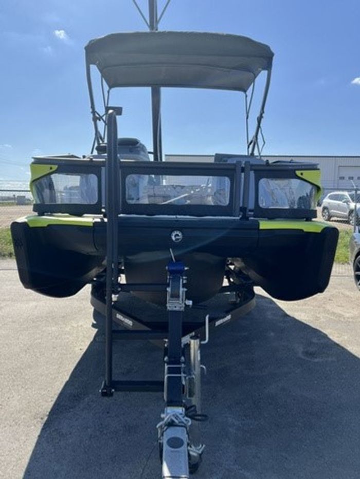 2025 Sea-Doo Switch Sport 18 - 230 HP | Full Of Excitement & Co Photo 3 of 22