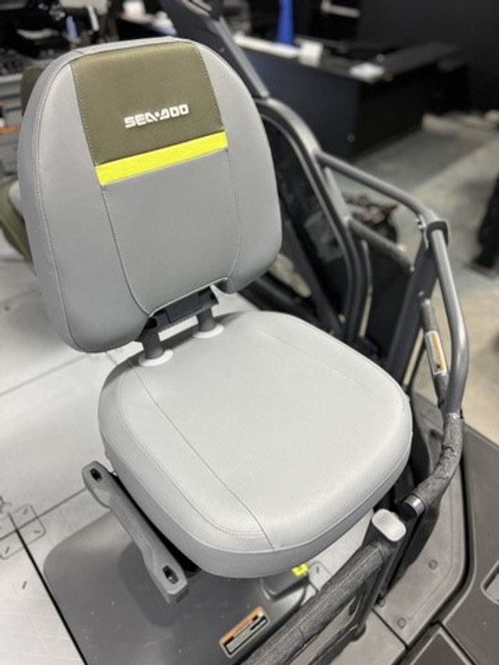 2025 Sea-Doo Switch Fish 18 - 170 HP | Best Of Both Water World Photo 38 of 41