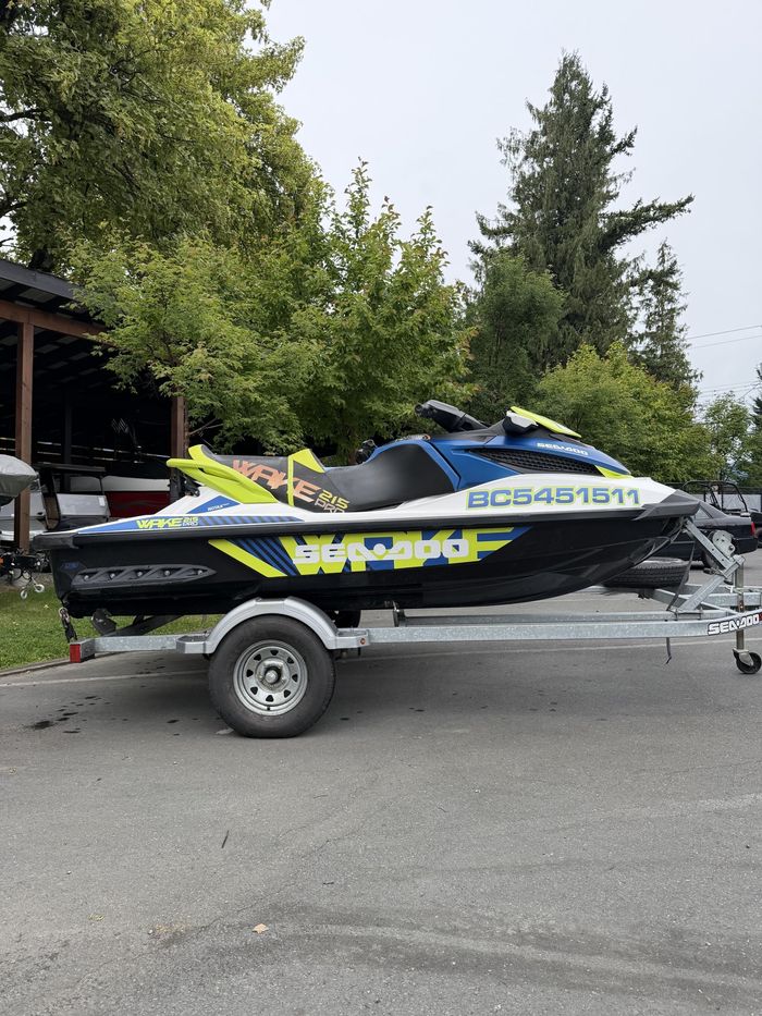 2021 Sea-Doo Wake Pro 215 Photo 3 of 7