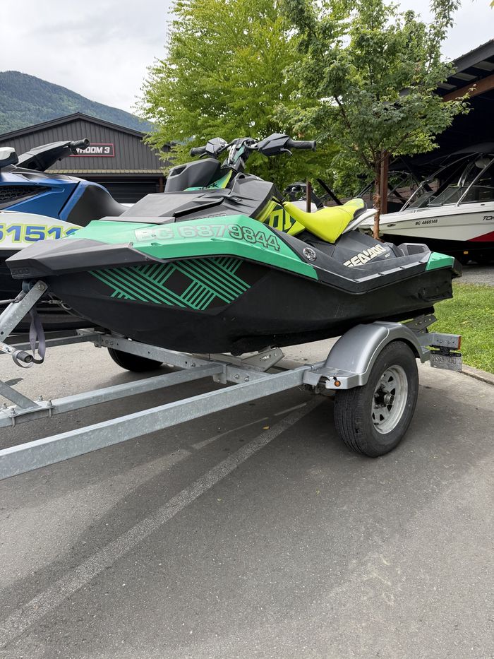 2018 Sea-Doo Spark Photo 2 of 5
