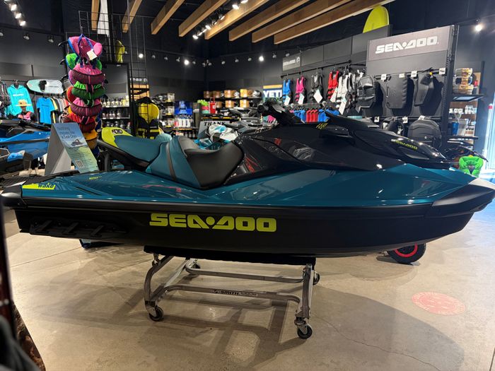 2026 Sea-Doo Wake 170 Photo 3 of 8