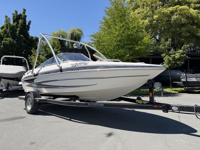 2008 Glastron GT-185 Bowrider Photo 3 of 16