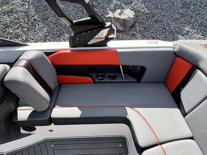 2019 Nautique Nautique SuperAir 230 Photo 27 sur 32